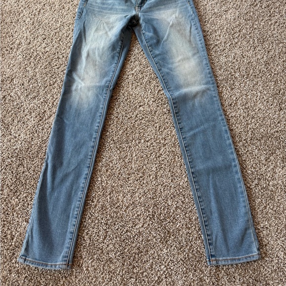 American Eagle Jeans - Picture 2 of 6
